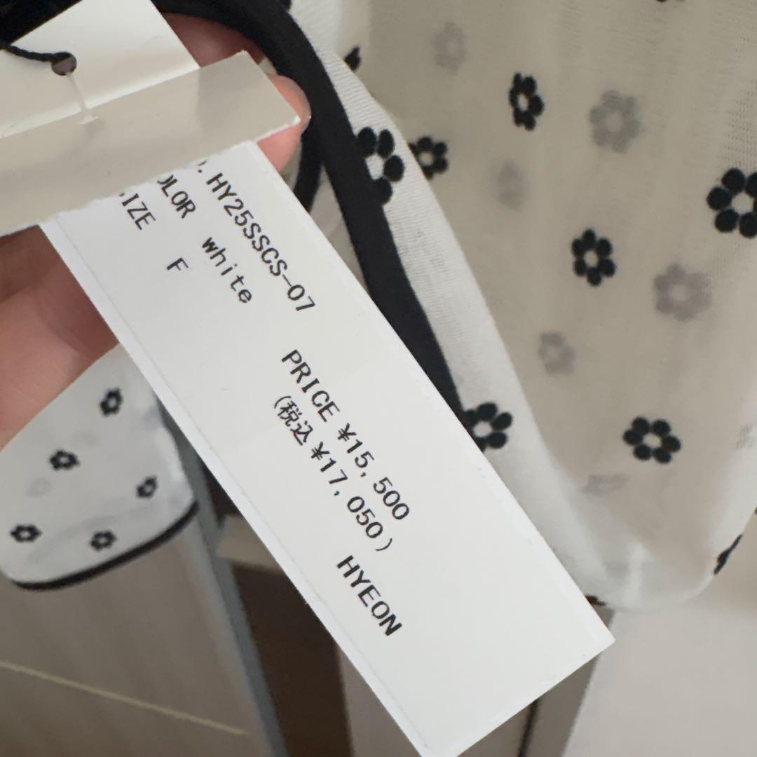 hyeonヘヨン　シアー花柄ドット長袖トップス　ホワイト