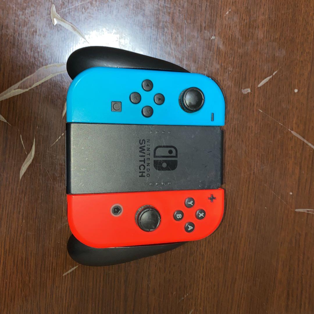 ニンテンドースイッチジョイコン、グリップ