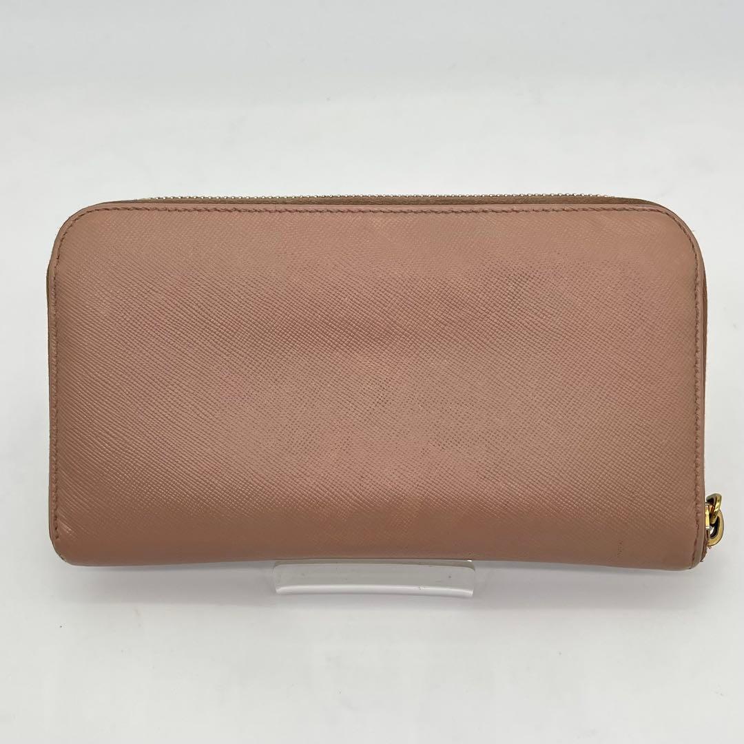 PRADA 長財布 ラウンドファスナー 三角ロゴ ゴールド金具 ピンクベージュ