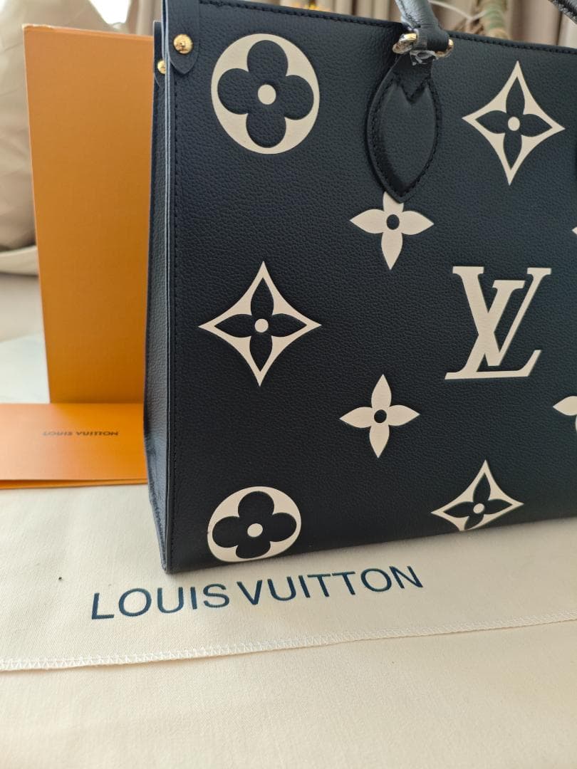 VUITTON オンザゴーM45495