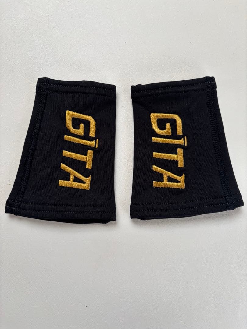 柳田悠岐　バット　リストバンド