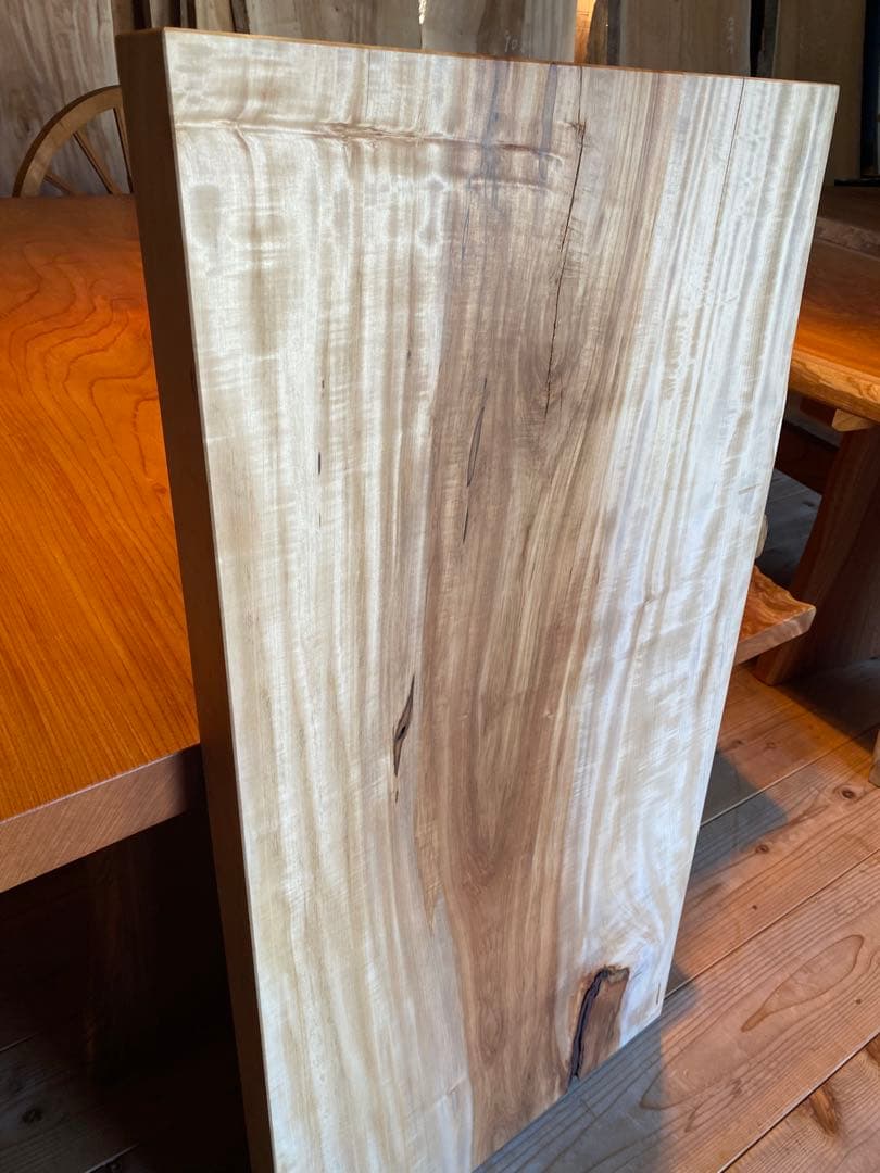 栃一枚板　スポルテッド杢　天板