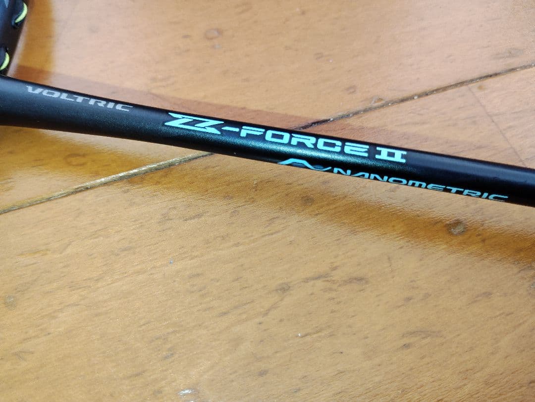 YONEX ボルトリックZフォース2 3UG6