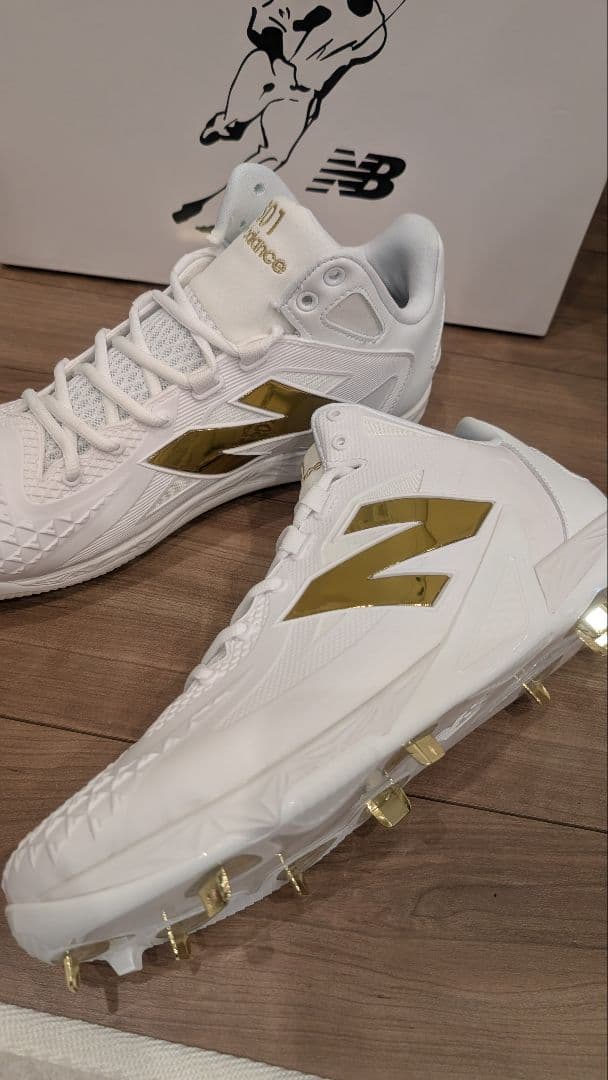 new balance ホワイト/ゴールド スパイク　大谷翔平