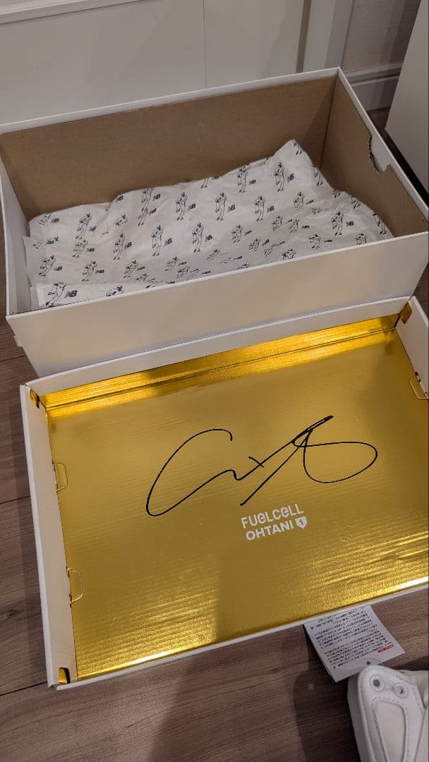 new balance ホワイト/ゴールド スパイク　大谷翔平