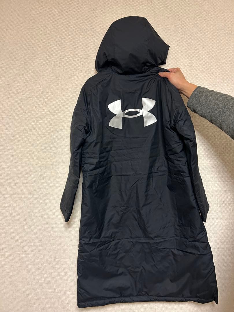 Under Armour 新品未使用　ベンチコート YXL 新品タグ付き