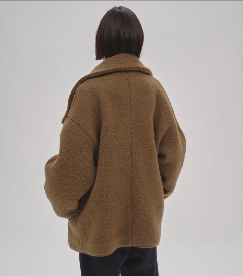 a出品です。24時間以内発送スタンドカラー　ブークレジャケット 36