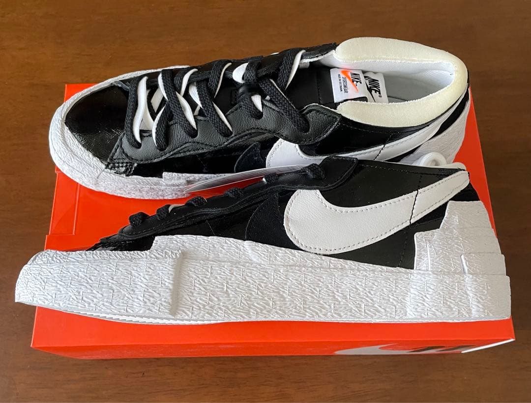 SACAI × NIKE BLAZER LOW BLACK/WHITE 28cm