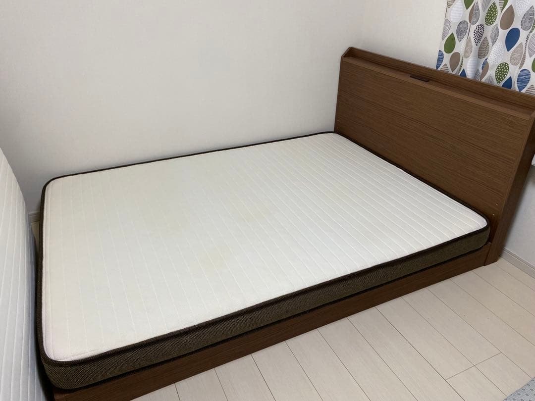 【埼玉/引取可】状態良好 ニトリ ダブルベッドフレーム+Nスリープマットレス