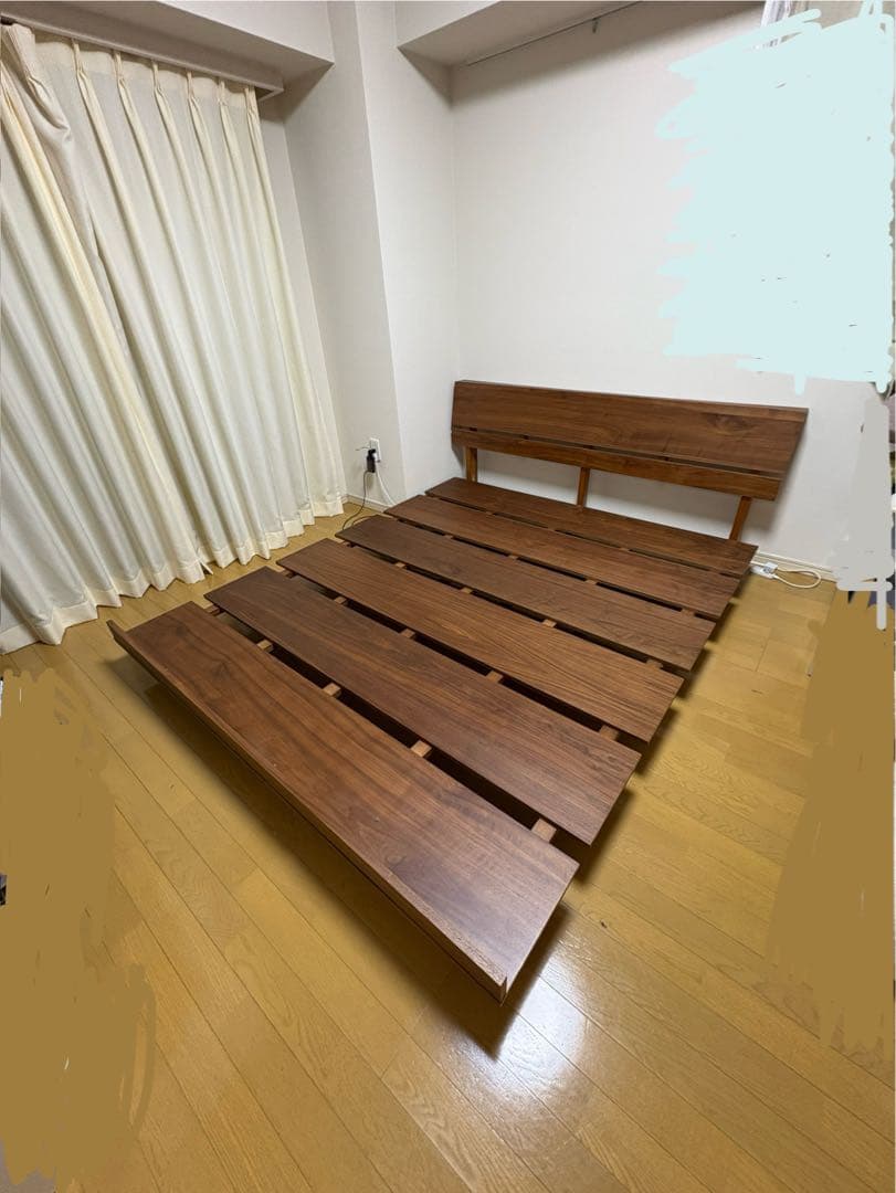 さ*ら様 値下げ　ダブル/クイーンベッドフレーム(フレイ)