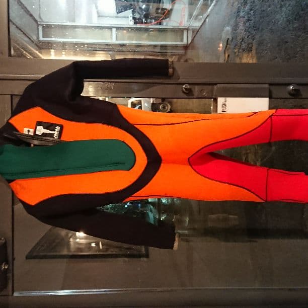 セミドライ ウェットスーツ 5/3mm Mサイズ