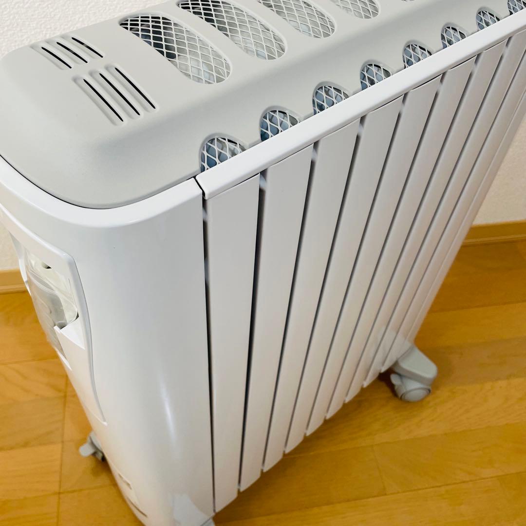 【未使用に近い】デロンギ ベルカルド オイルヒーター 10～13畳用 リモコン付