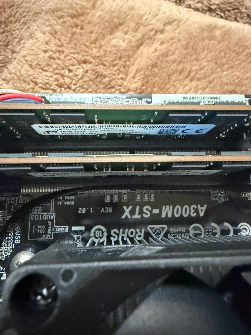 ASRock Desk Mini A300 RYZEN 5 32GB メモリ