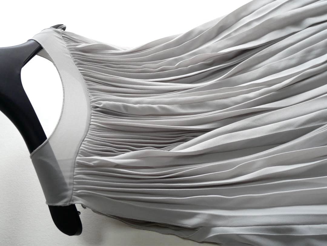 SOV. ダブルスタンダードクロージング♪ ボリュームプリーツワンピース