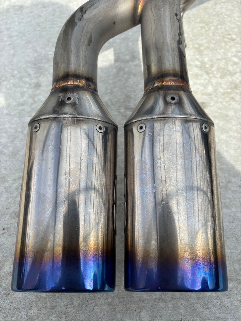 プリウスPHV GR ガナドールマフラー4本出し