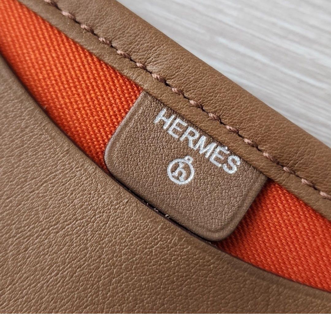 専用　本日限定価格　HERMES パスポートケース　プティアッシュ