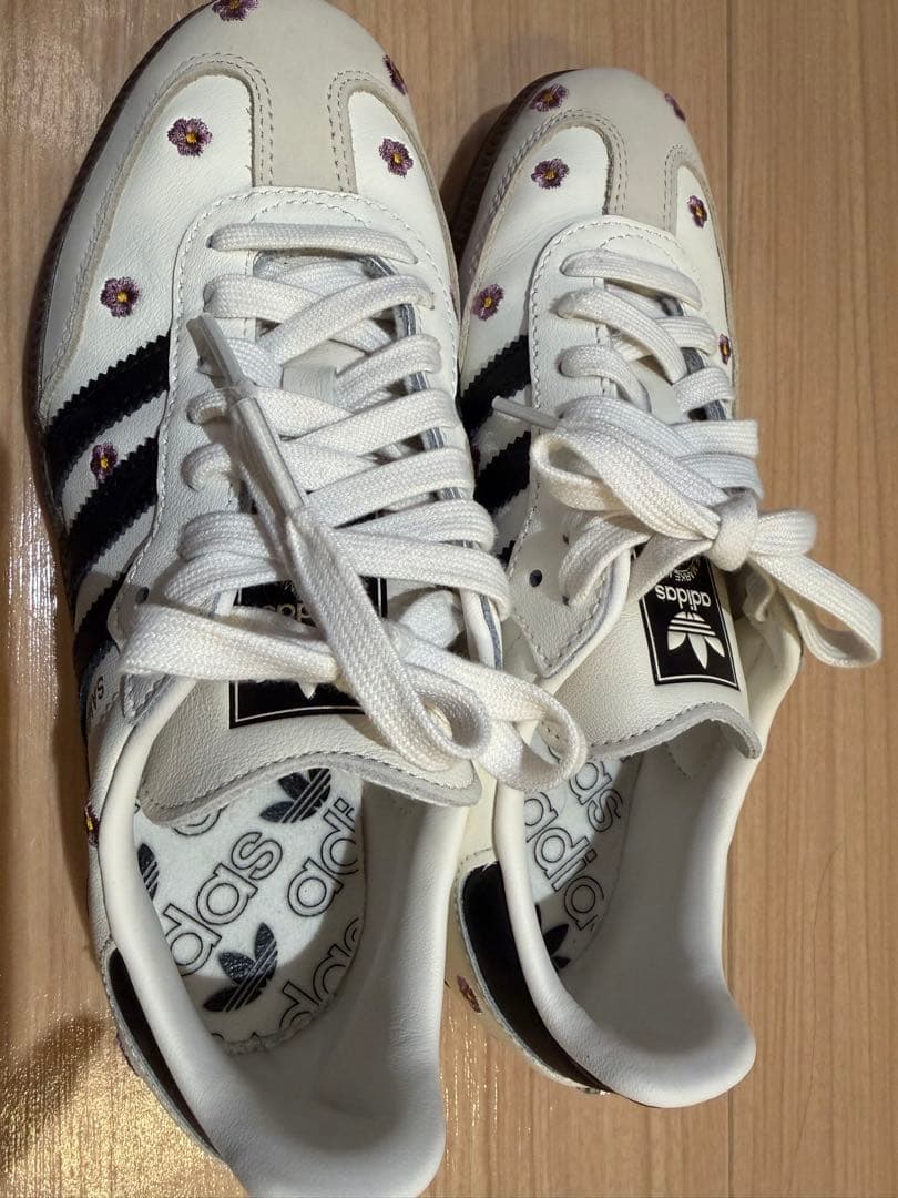 adidas 花柄Samba23.5cm