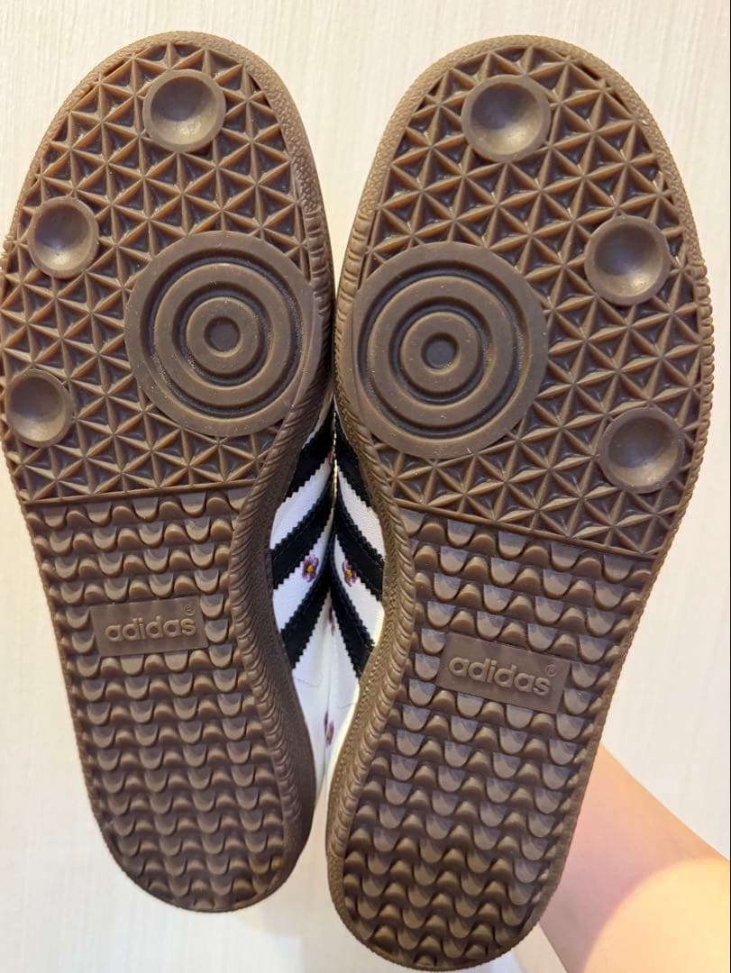 adidas 花柄Samba23.5cm