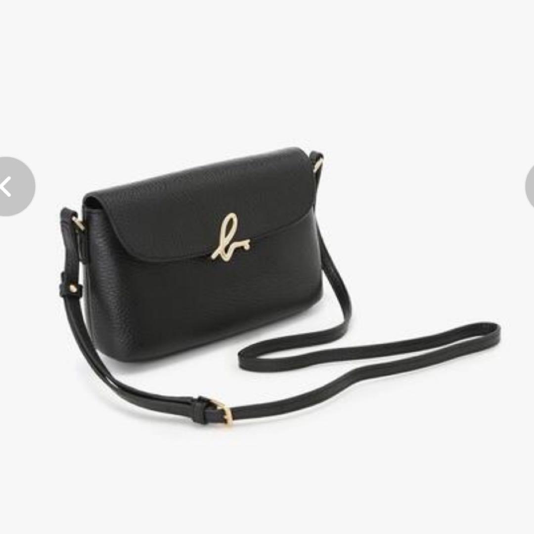 アニエスベー レザーショルダーバッグ