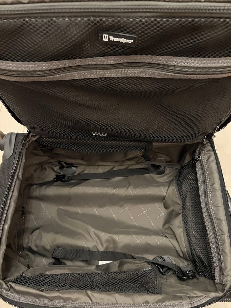 トラベルプロ Travelpro crewシリーズ キャリーケース　客室乗務員用