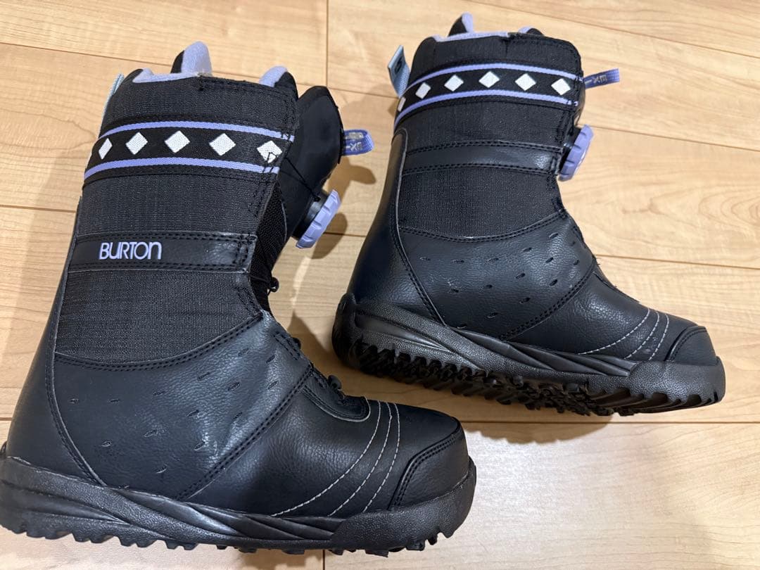 ★３回使用の美品　BURTONスノーボードブーツ BOAシステム