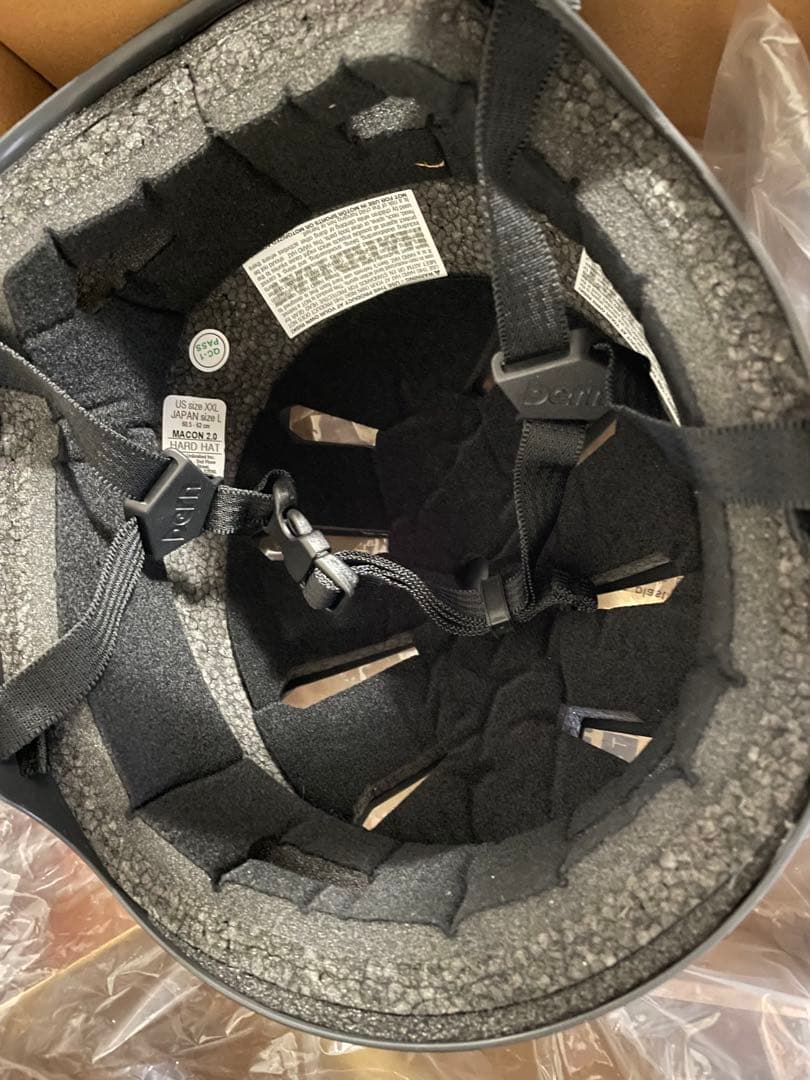 NH X BERN . MACON 2.0 HELMET XXLサイズ