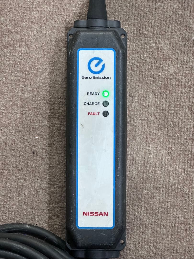 日産　EV充電器 3NK5E ケーブル2017年