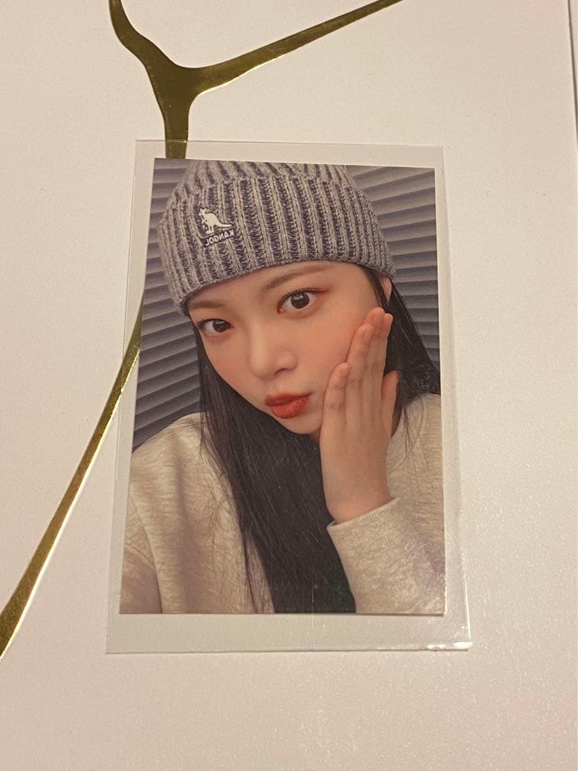 ルセラフィム ウンチェEunchae 홍은채　ラキドロ　トレカ