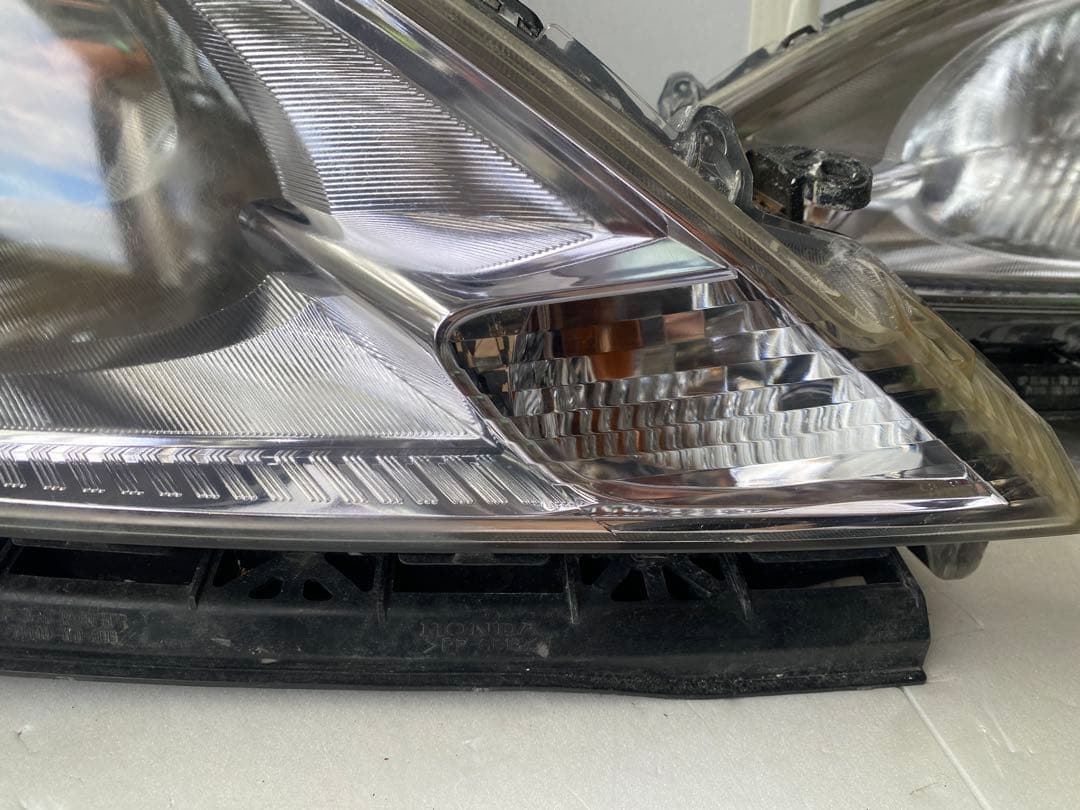 ホンダ フィット GE6 GE7 前期 純正 ヘッドライト 左右セット ハロゲン