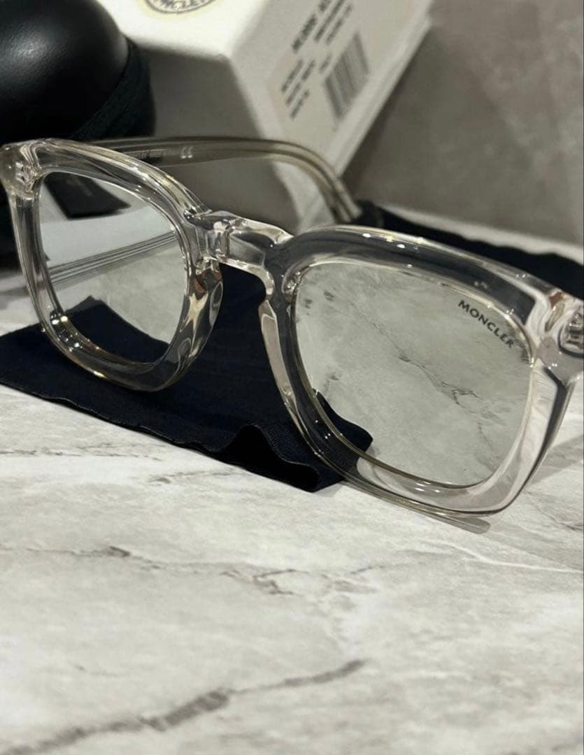 MONCLER クリアフレーム サングラス