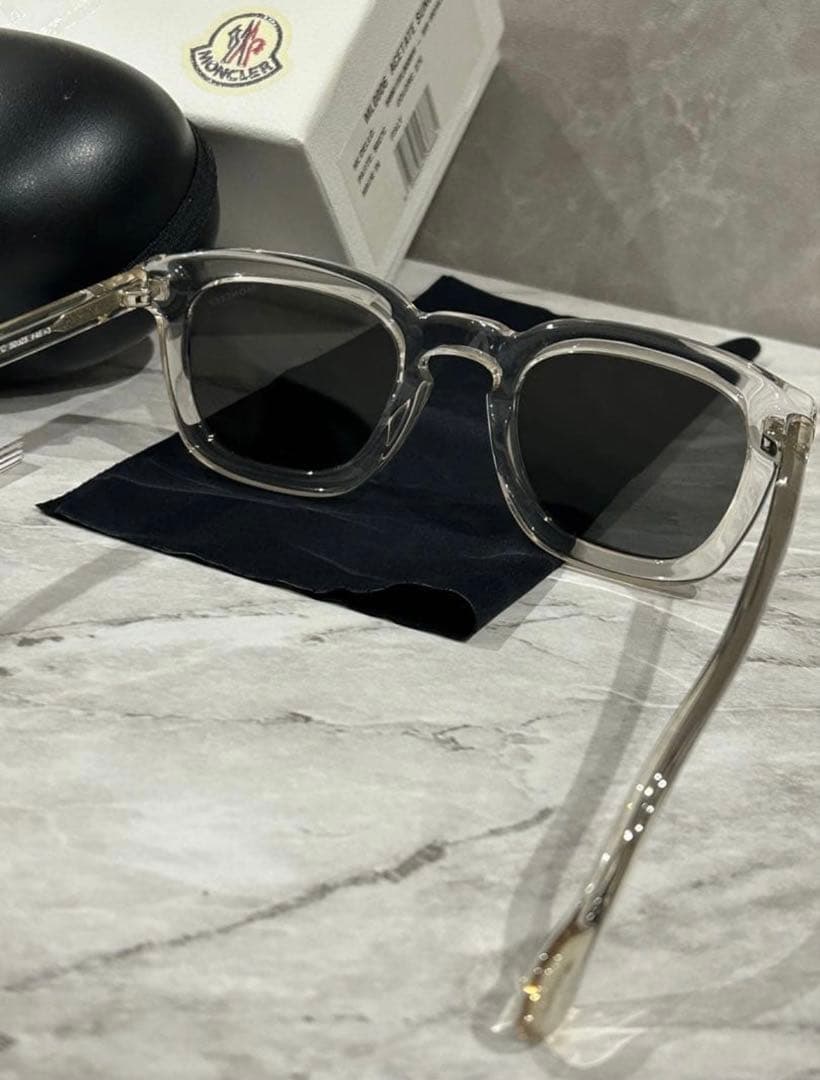 MONCLER クリアフレーム サングラス