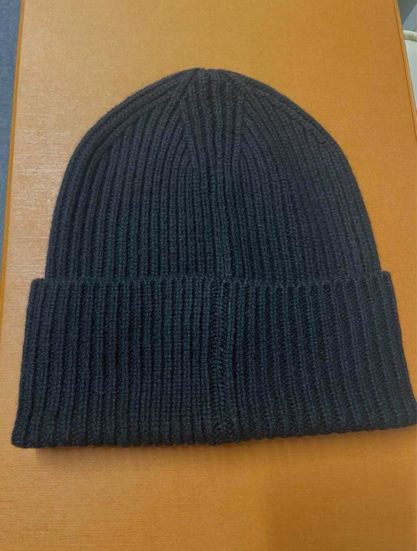 新品未使用　ルイヴィトン　ニット　マフラー　手袋　帽子　3点セット