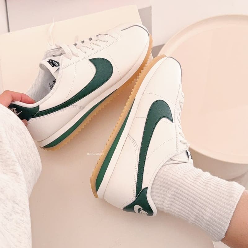 新品箱タグ付NIKE W Cortez ナイキ コルテッツ セイル/グリーン