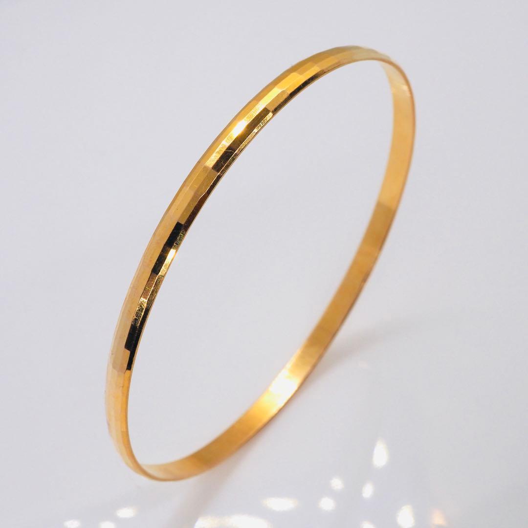 【UNOAERRE】K18YG バングル