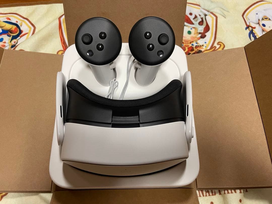 美品　 Quest 3s 128GB VRヘッドセット