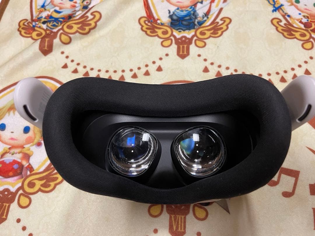 美品　 Quest 3s 128GB VRヘッドセット