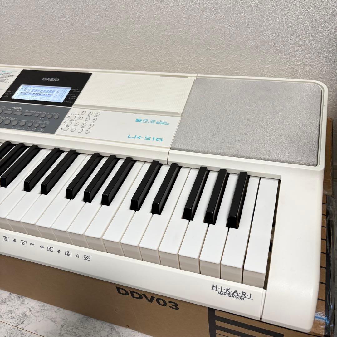 美品✨スタンド付き CASIOカシオ光ナビゲーションキーボードLK-516