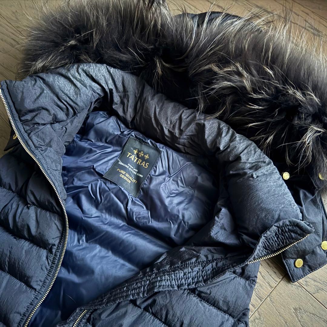 美品⭐︎TATRAS⭐︎ダウンベスト⭐︎ネイビーSize02