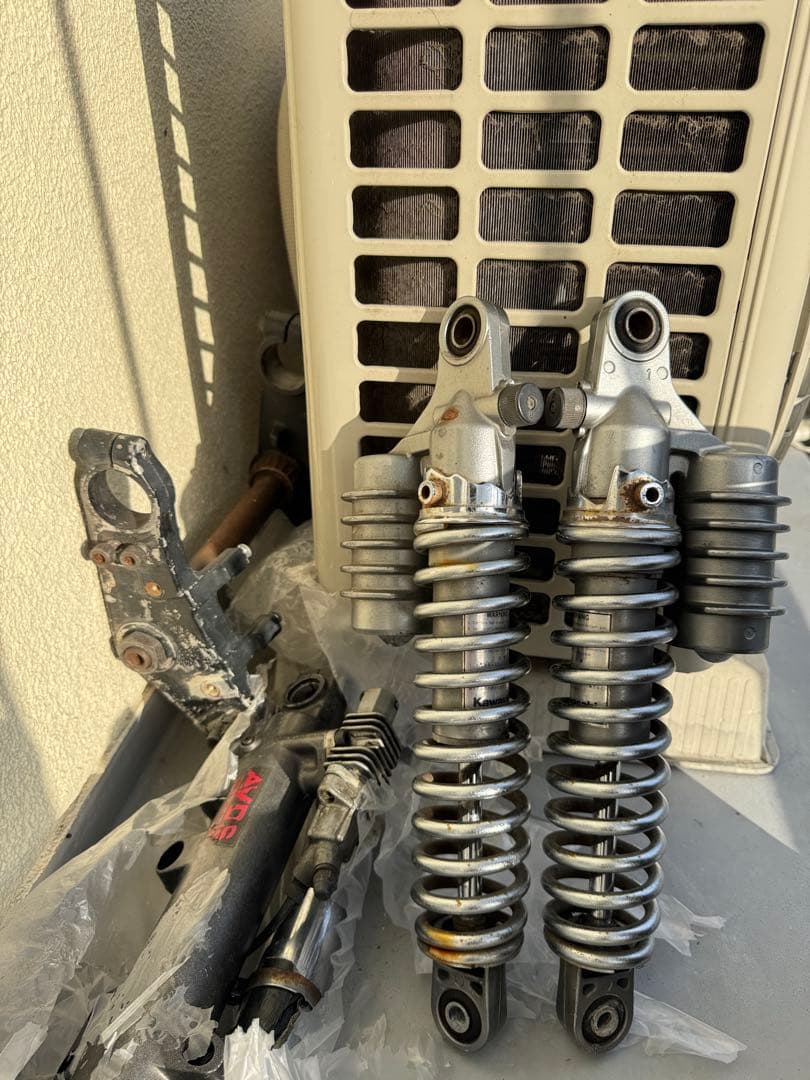 純正品ゼファー750取り外しました バイク用サスペンション 2本セット
