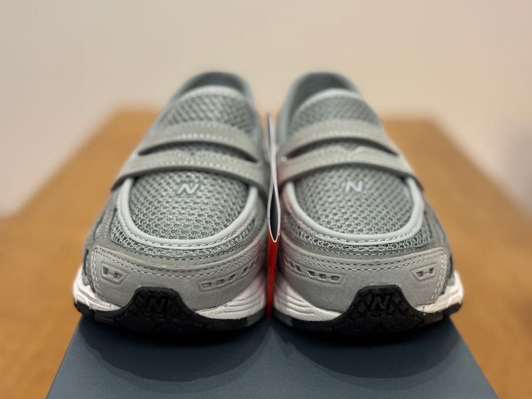 希少サイズ New Balance U1906LGR 24.0㎝ ローファー