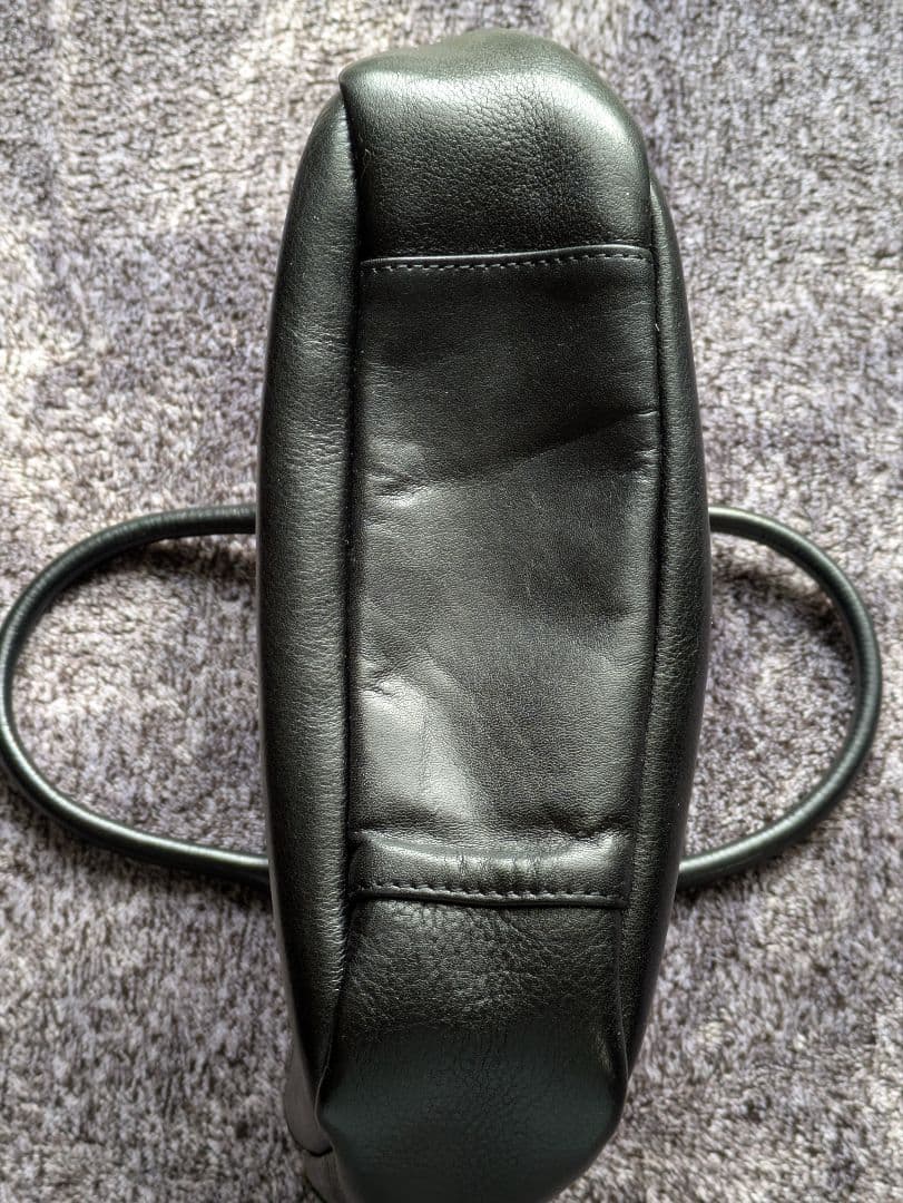 CLEDRAN 　丸型　2WAY ブラック レザー ショルダーバッグ