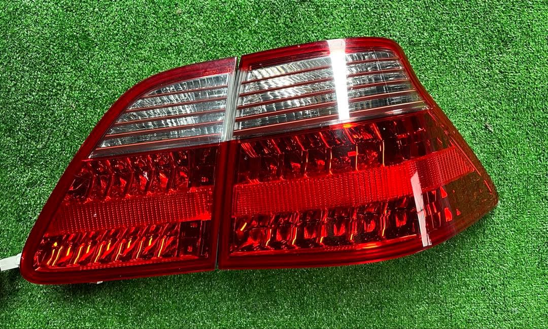 18クラウンロイヤル後期テールランプ