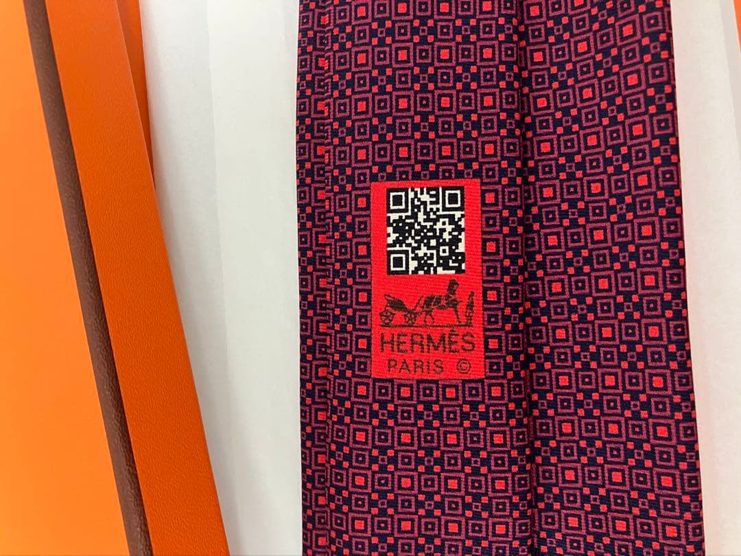 Hermès✴︎ネクタイ✴︎新品未使用✴︎正規品✴︎格安✴︎オシャレ✴︎HERMES✴︎