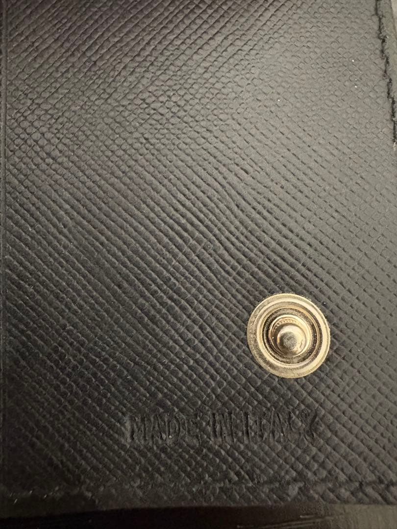 【LEAO】PRADA レザーキーケース 黒