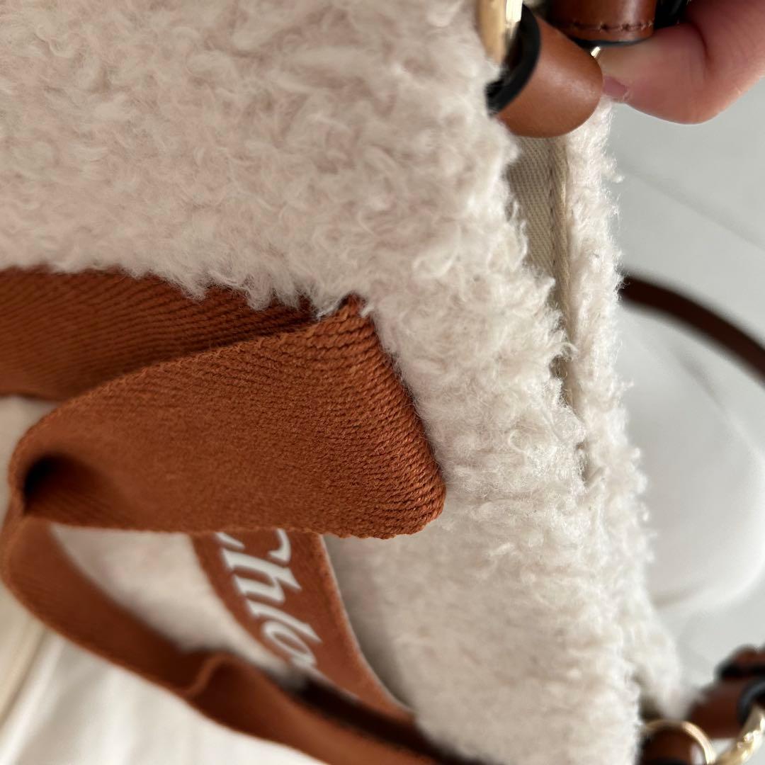 クロエモコモコショルダーバッグChloe