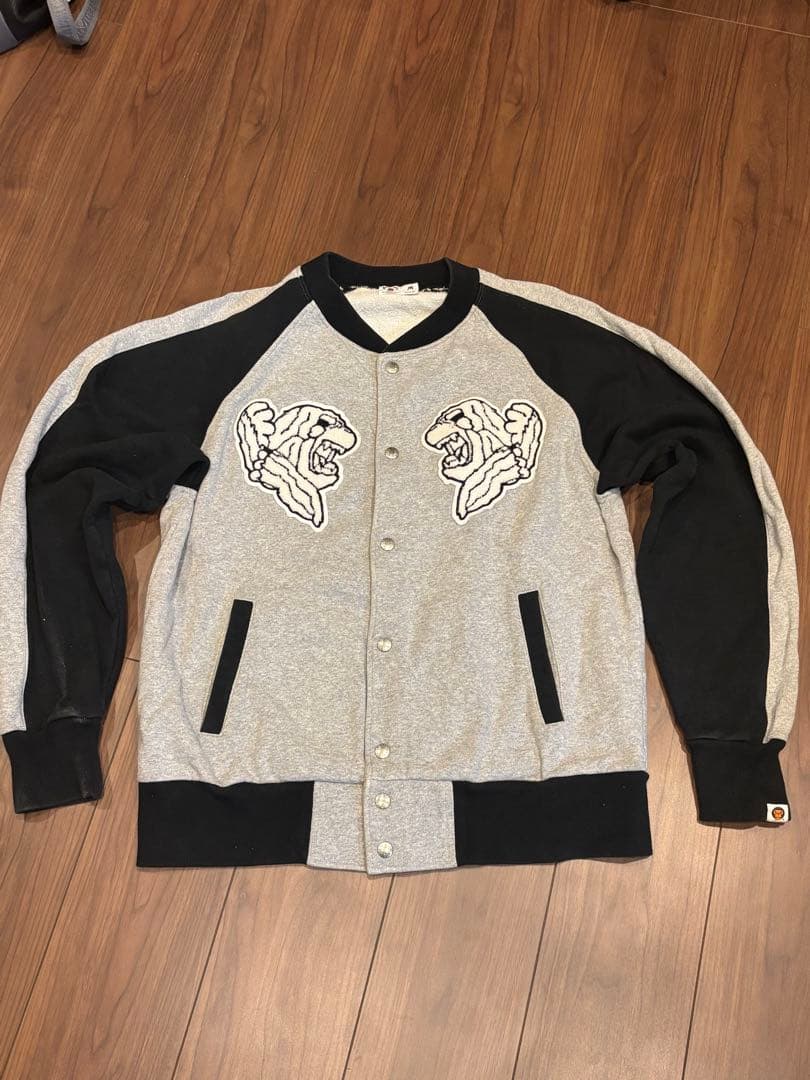 「A BATHING APE 」BABY MILO スタジャン