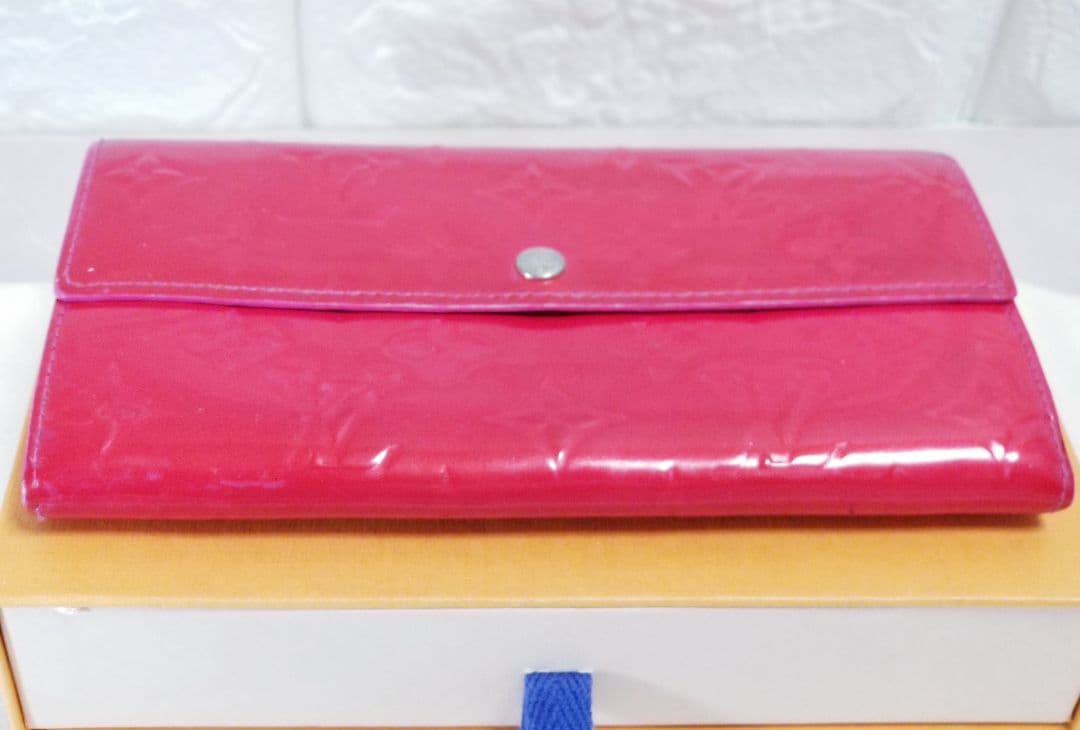 LOUIS VUITTON モノグラム ヴェルニ 長財布 ローズポップ(レッド系