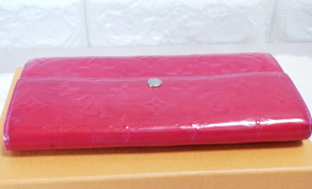 LOUIS VUITTON モノグラム ヴェルニ 長財布 ローズポップ(レッド系