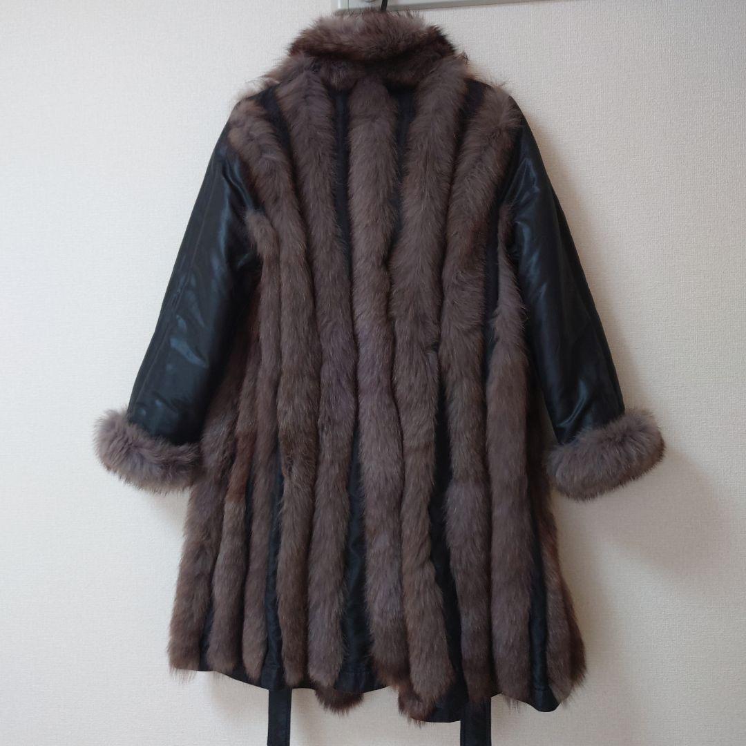 上質装いファーコート　軽量　ブラック　ブルーフォックスファー