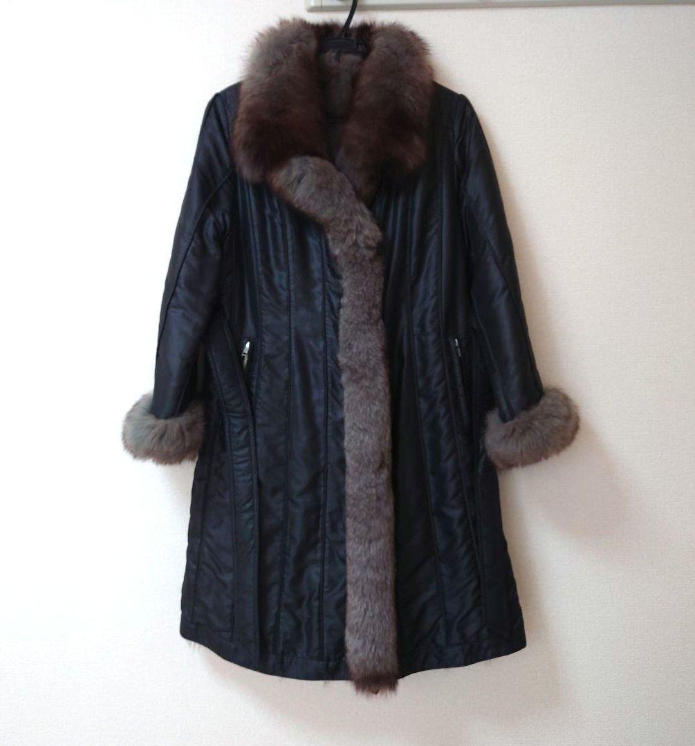上質装いファーコート　軽量　ブラック　ブルーフォックスファー